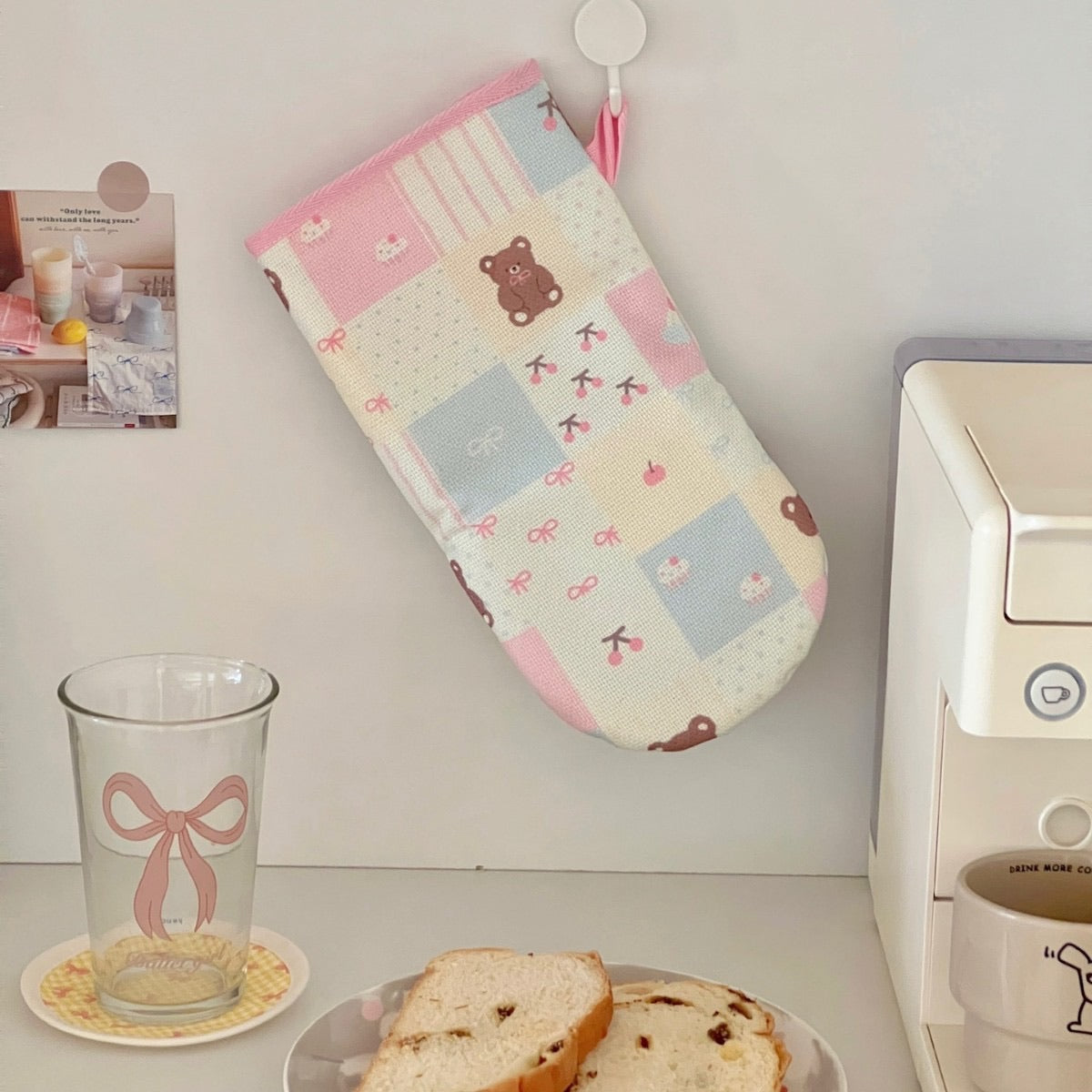 Cute Bear Oven Mitt (Set of 2)