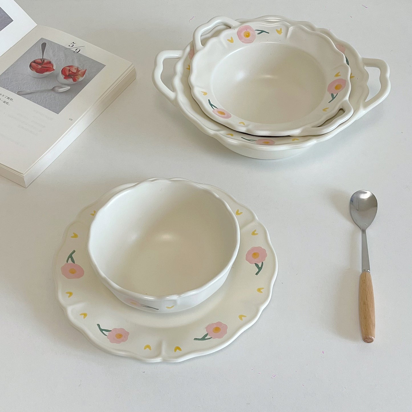 Peony White Ceramic Tableware Set (4 Pieces)
