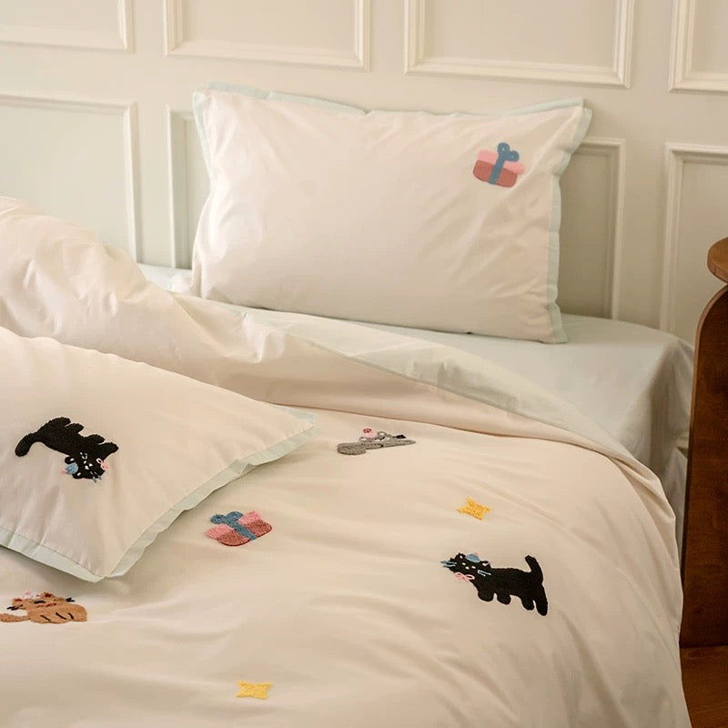 Meow Party Cotton Bedding 4-Piece Set