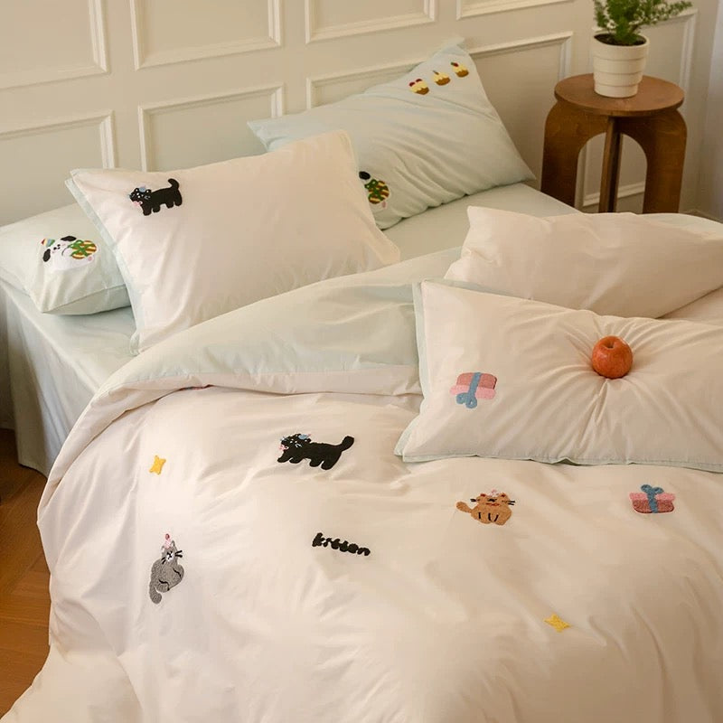 Meow Party Cotton Bedding 4-Piece Set