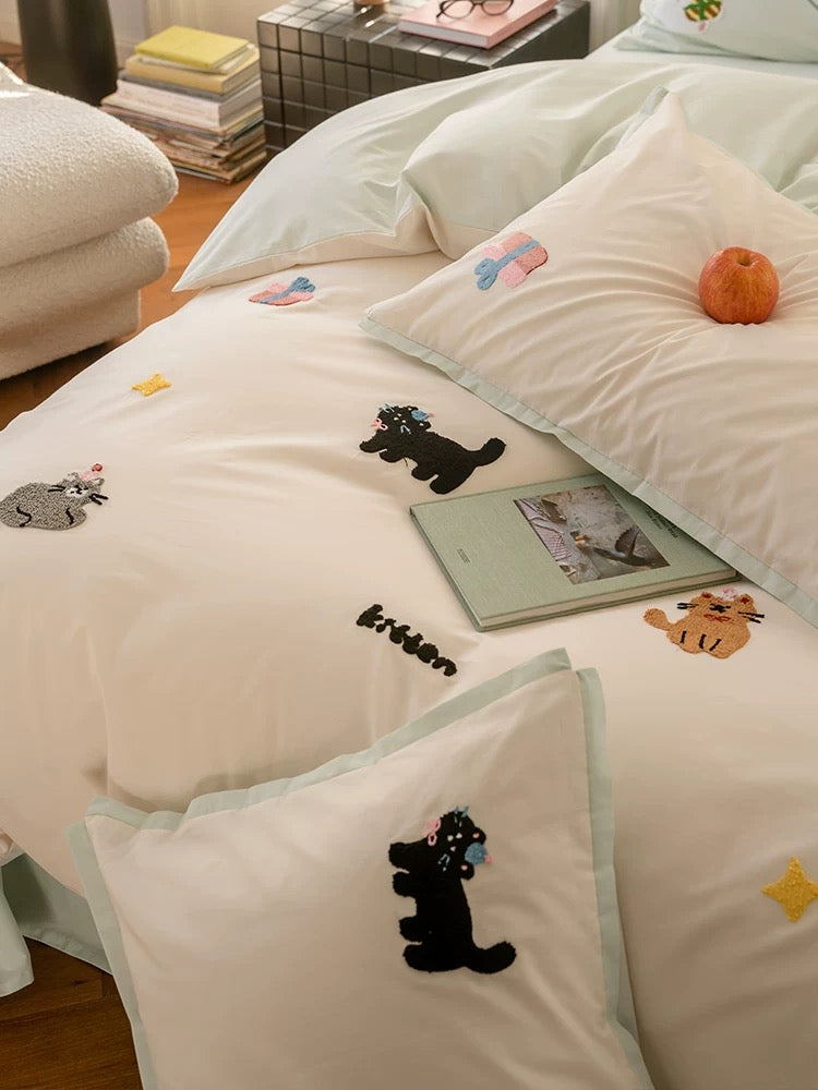 Meow Party Cotton Bedding 4-Piece Set