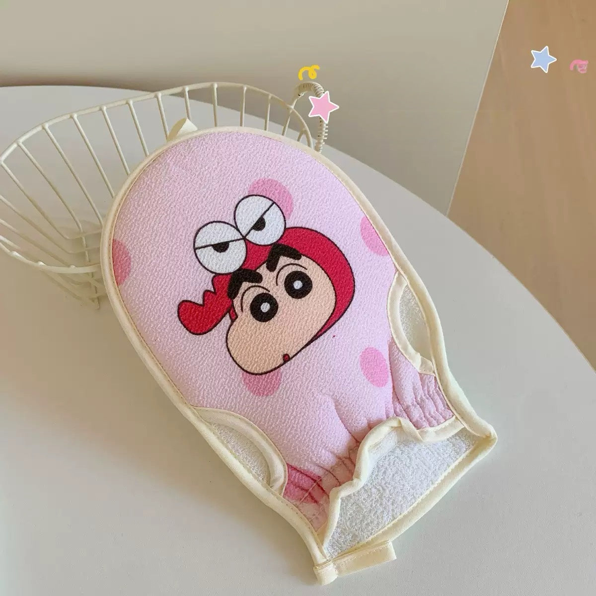 Crayon Shin-chan Bath Exfoliating Glove