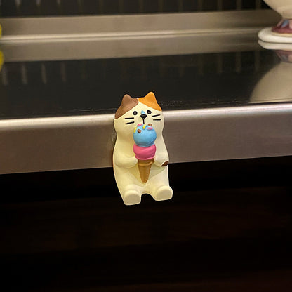 Japanese Cute Cat Refrigerator Magnet