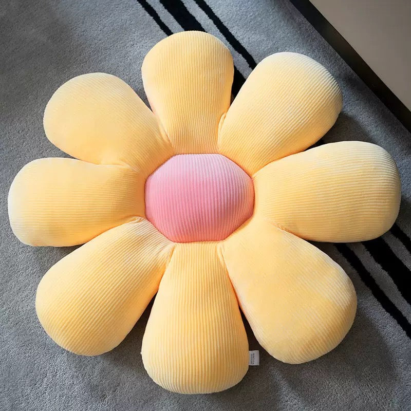 Daisy Cushion and Pillow