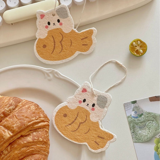 Cute Cat and Fish-Shaped Sponge Scrubber