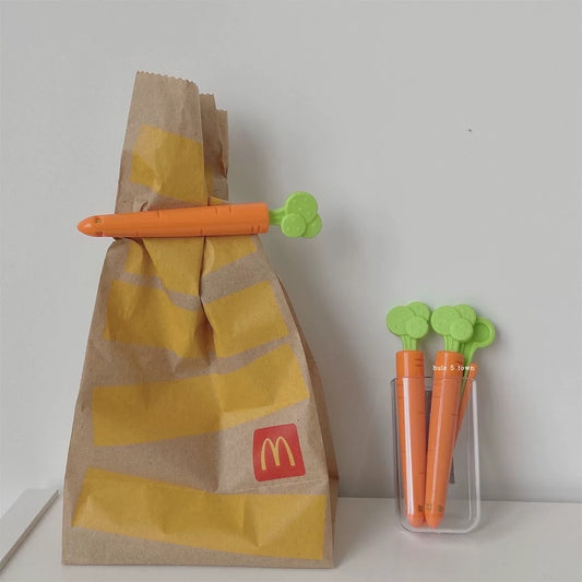 Carrot-Shaped Bag Clip (with Fridge Magnet Function)