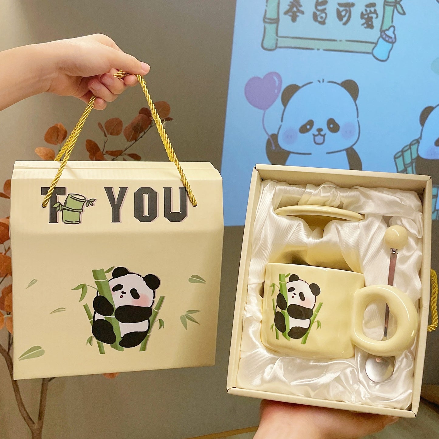 Bamboo Climbing Panda Ceramic Mug Gift Set