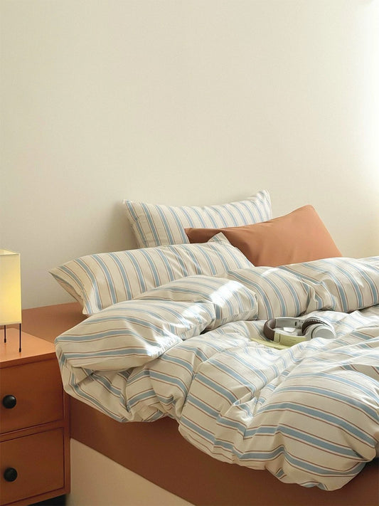 Simple Red and Blue Striped Cotton Bedding Set (4 Pieces)