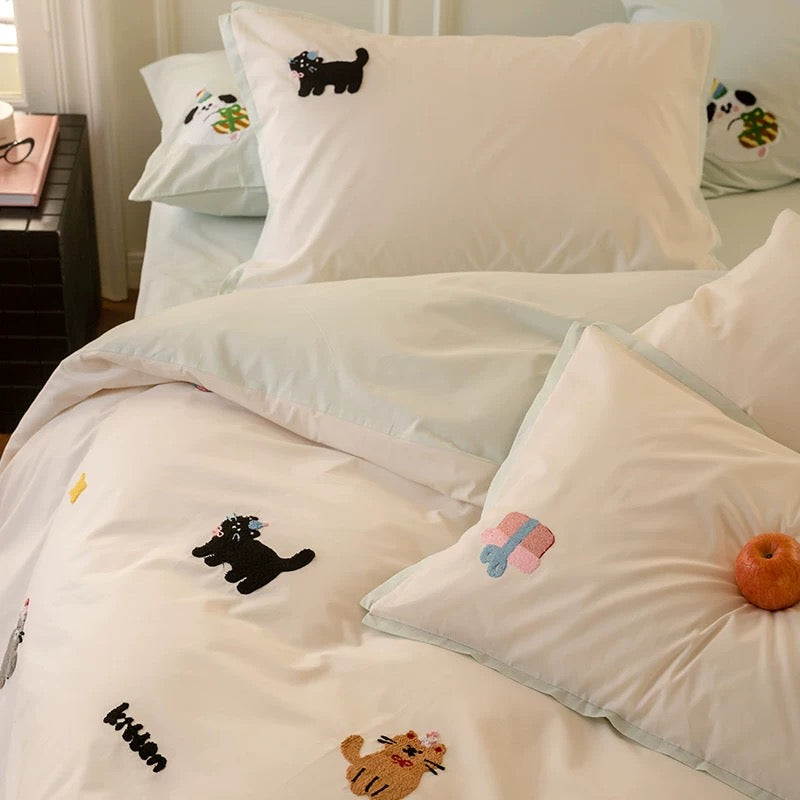Meow Party Cotton Bedding 4-Piece Set